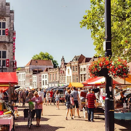 Restyled Near 6 Km From The Villa Hellevoetsluis
